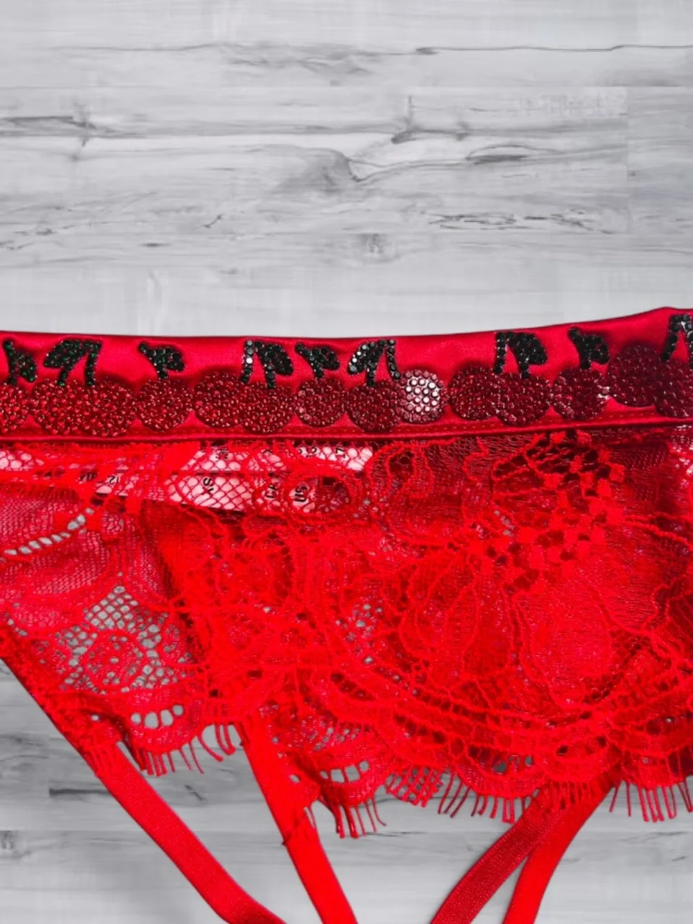 🆕🍒 Cherry Chain Shine Strap Garter Belt Victoria Secret XS/S NWT